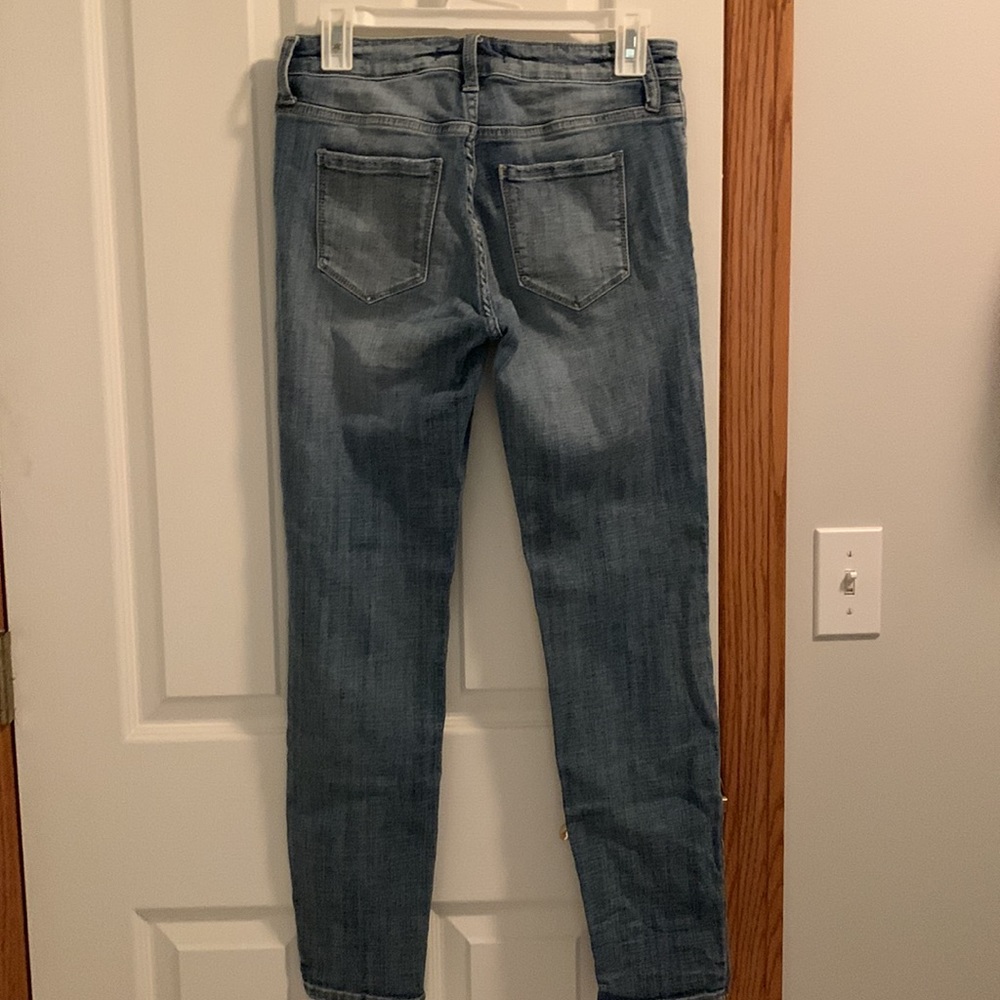 Mid Rise Knee Slit Skinny - Picture 2 of 2